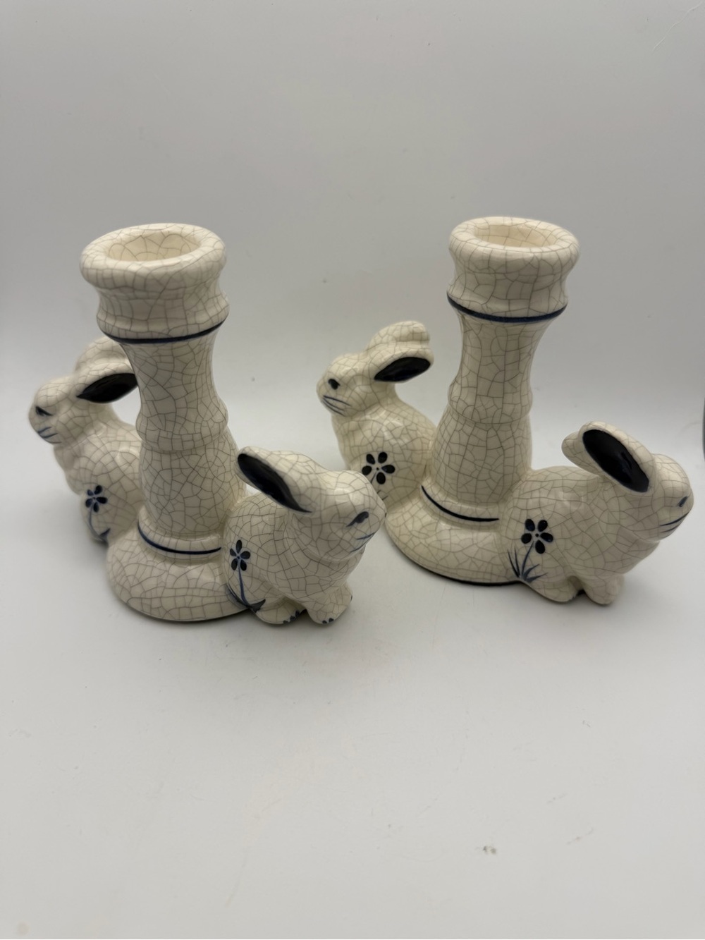 VTG 94 Dedham Pottery The Potting Shed Double Rabbit/Bunny Candlesticks